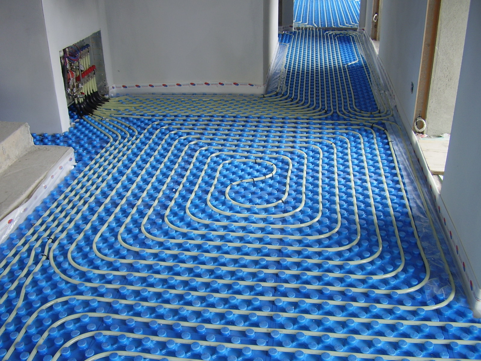 riscaldamento-a-pavimento-salvador-sandro